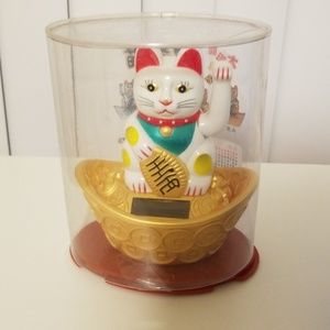Lucky cat
